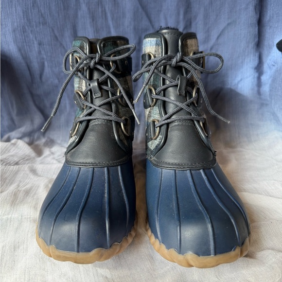 BearTraps Rainboot - EUC - Size 8 - Picture 5 of 7